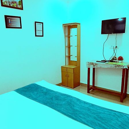 Casa Somanjo Inn Калангуте Екстериор снимка