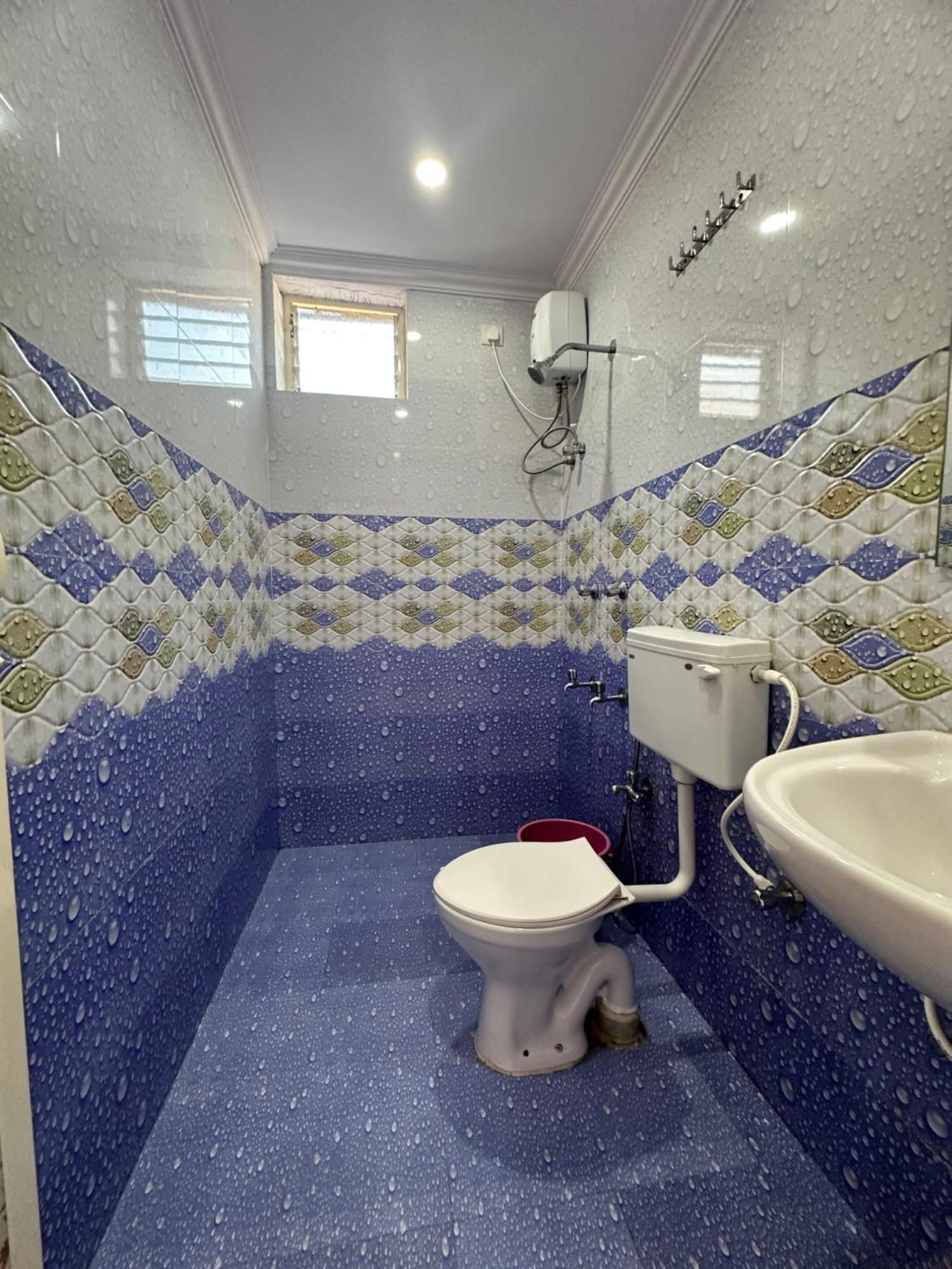 Casa Somanjo Inn Калангуте Екстериор снимка