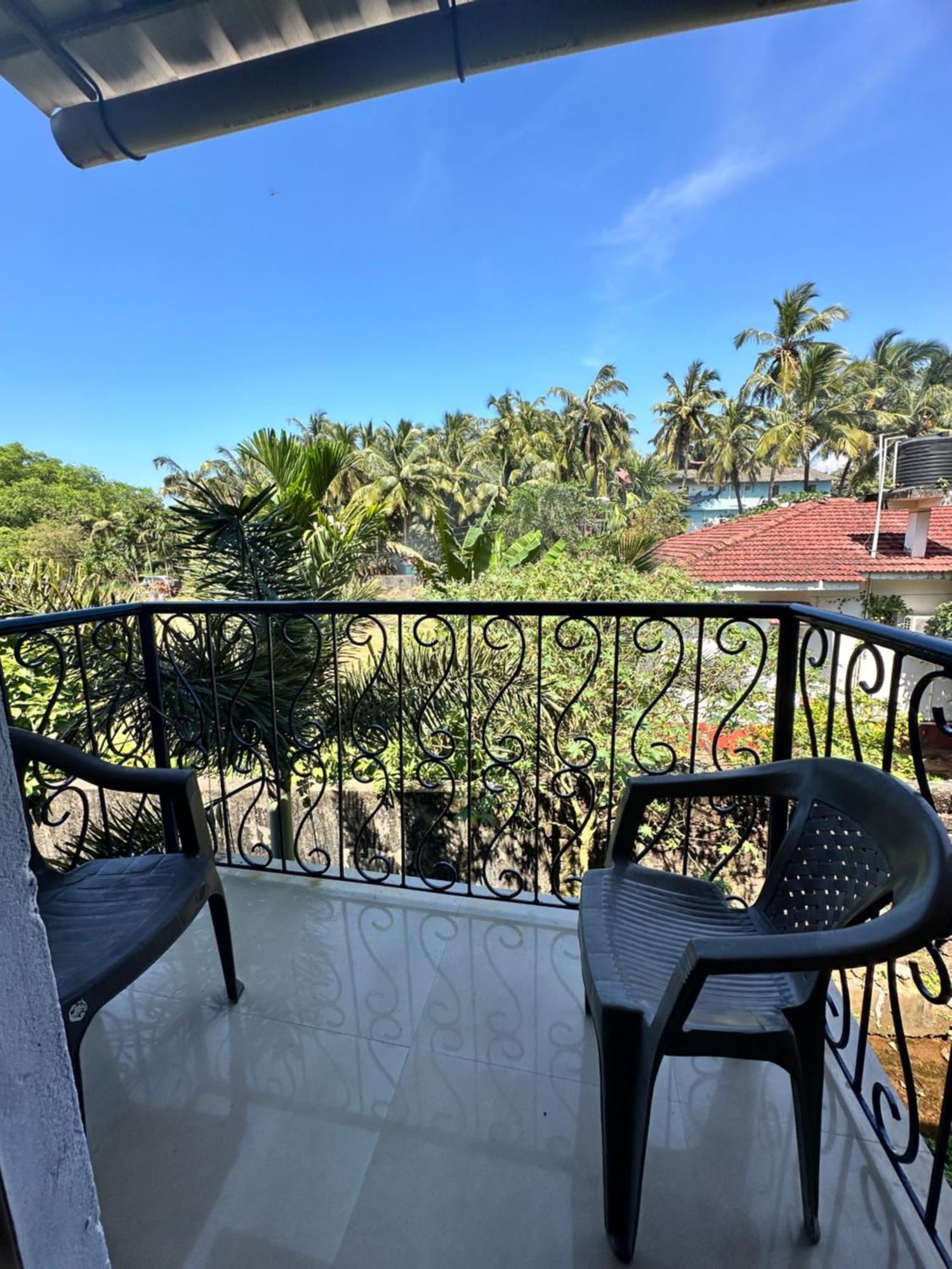 Casa Somanjo Inn Калангуте Екстериор снимка